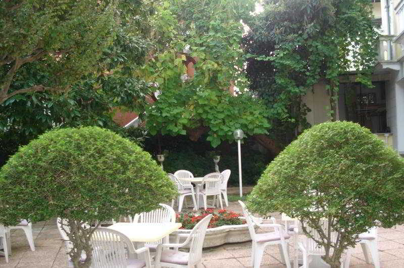 Hotel Byron Veneţia-Lido Restaurant foto
