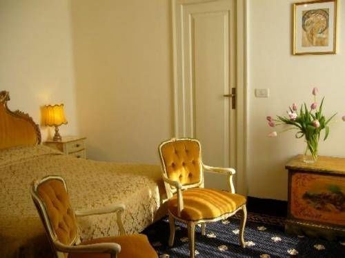 Hotel Byron Veneţia-Lido Cameră foto